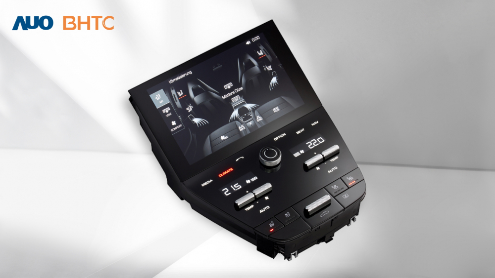 作為友達新生力軍，BHTC所展示的中央與後座鞍部的Display HMI產品，可處理多區恆溫控制、顯示畫面，呈現仿真3D車室分區；以力傳感技術精準傳遞觸感，並結合音量及震動反饋，防止意外啟動，提供使用者自然流暢、直觀且輕鬆駕馭的舒適介面